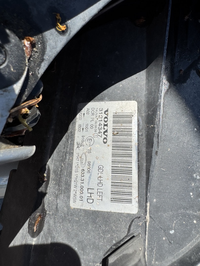 Volvo V70 3 original Xenonscheinwerfer links Bj.2009